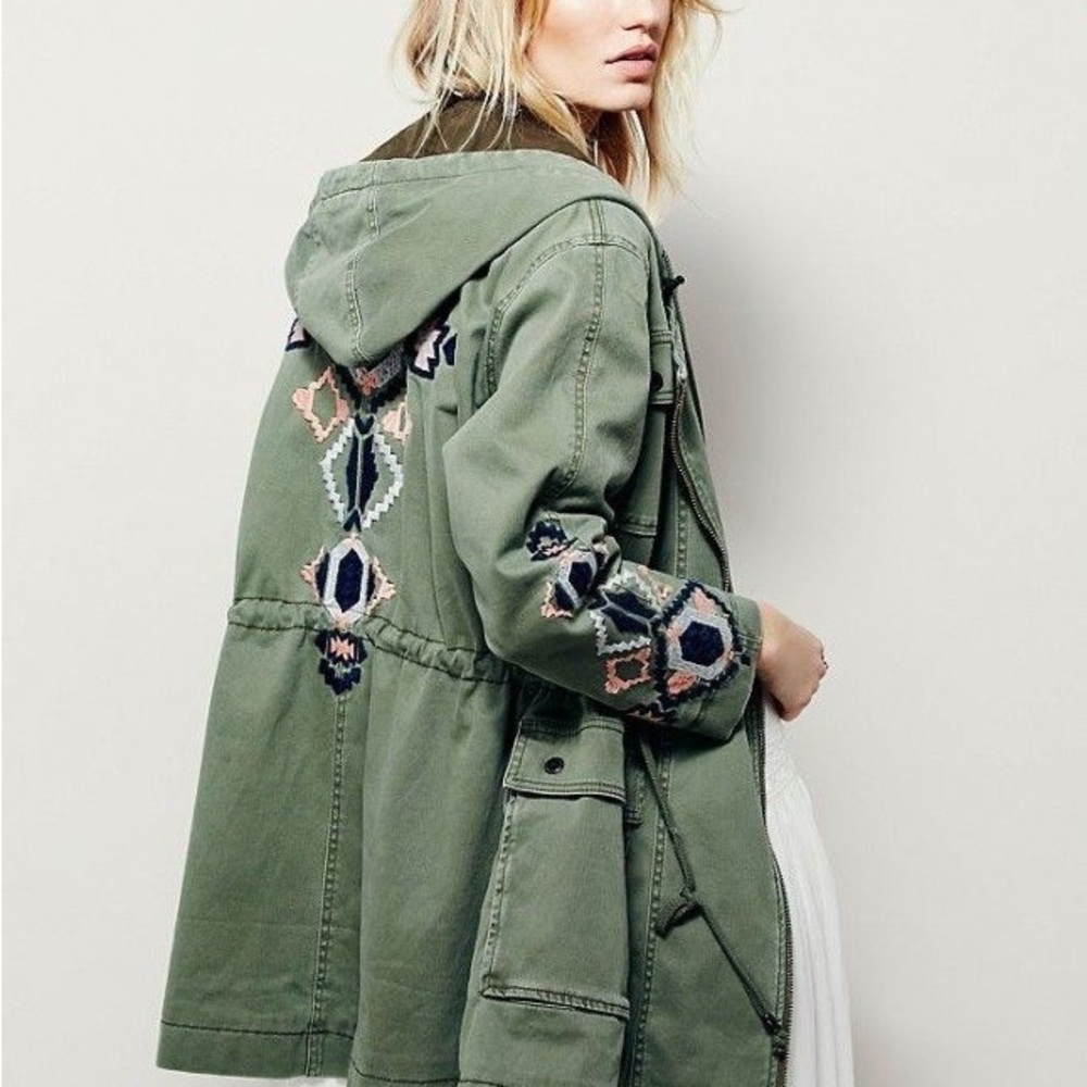 Free People Green Utility Jacket with Oversized Fit and Decorative Patches
